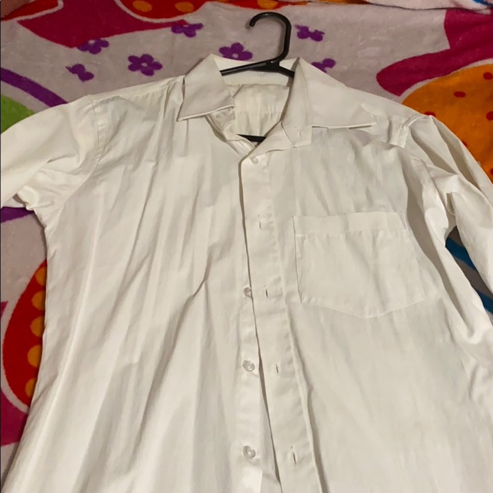 Regular white shirt (BUY ONE GET ONE FREE )